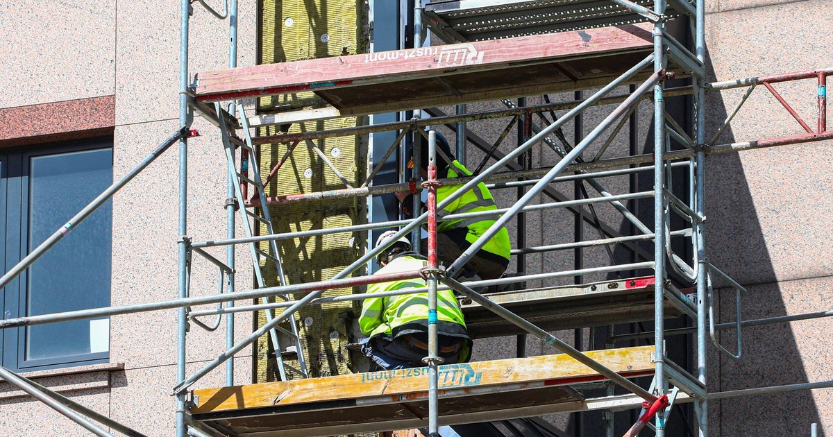 Zaskakujący zwrot na rynku. Kobiety biją mężczyzn na głowę