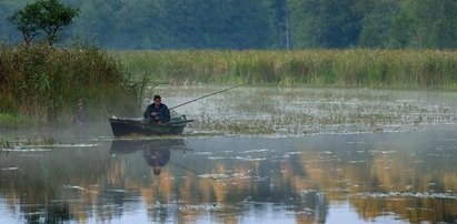 Wędkarz nie dał rady rybie. Nieomal doszło do tragedii