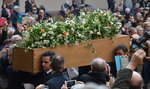 Pogrzeb autora "Imienia Róży". Płakały tłumy 