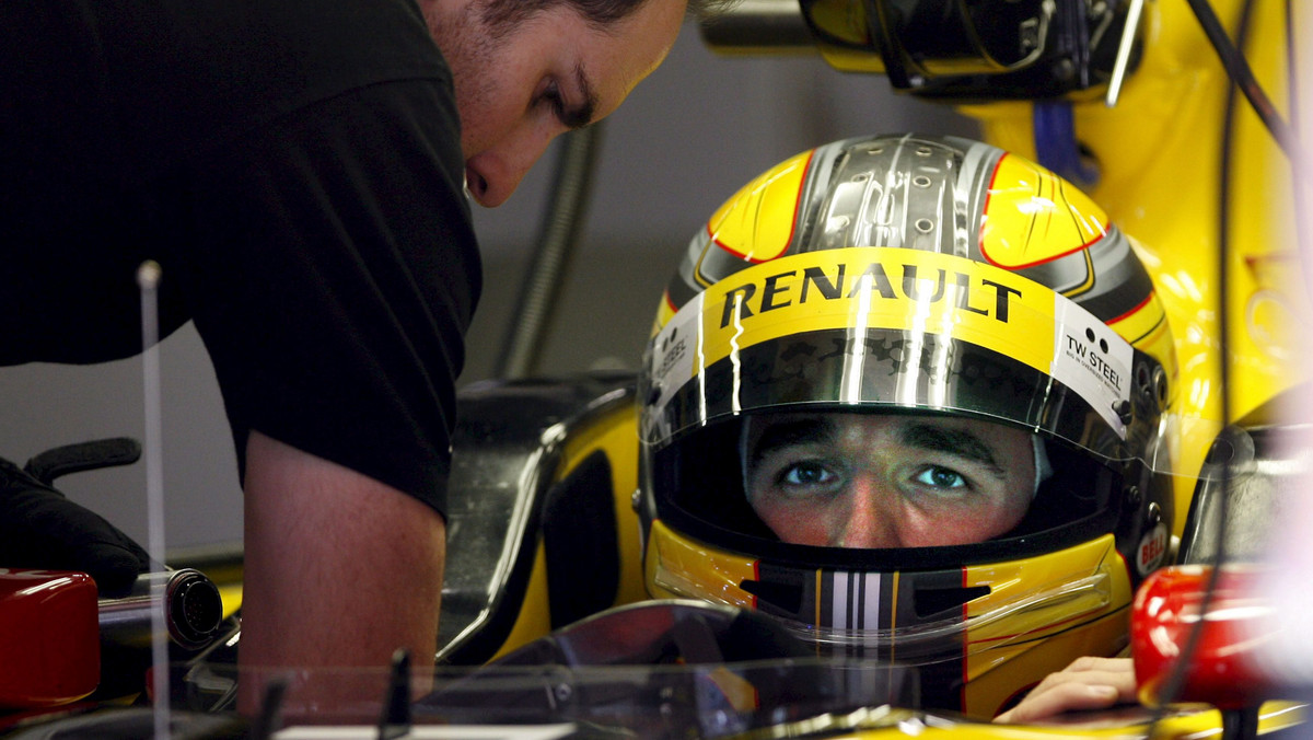 W najbliższą niedzielę w Bahrajnie Robert Kubica po raz pierwszy pojedzie w barwach Renault w wyścigu o Grand Prix. W rozmowie z biurem prasowym zespołu, określił cele i możliwości swojego teamu.
