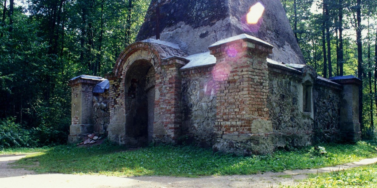 Jaką tajemnicę kryje piramida na Mazurach?