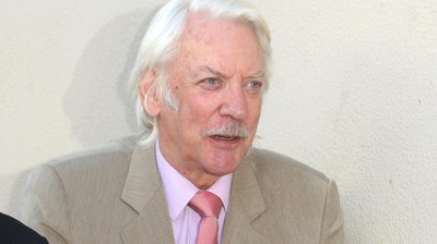 Feketében a világ: meghalt Donald Sutherland