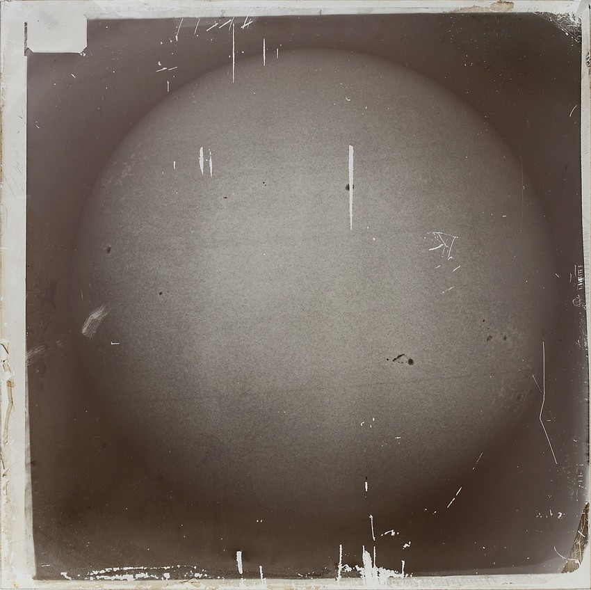 Žil Žansen, Sunce, fotografija iz kolekcije Đ. Stanojevica