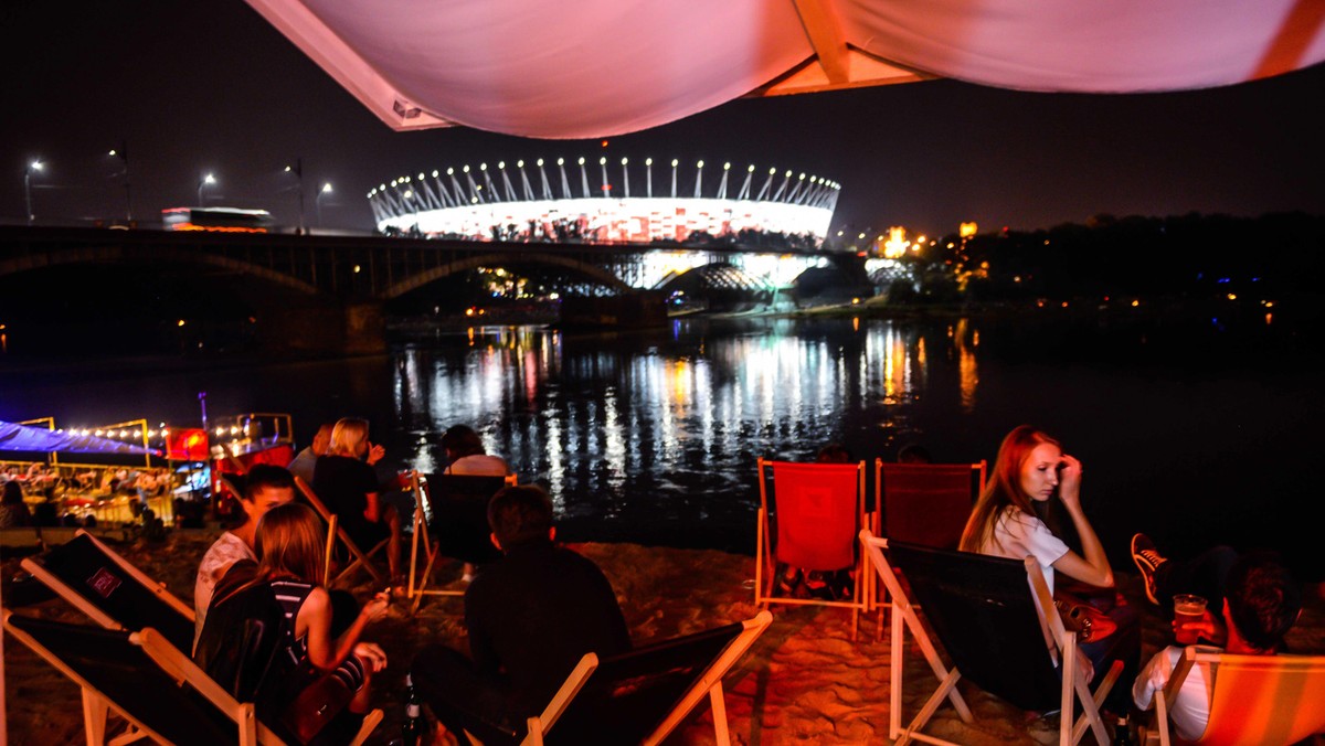 Warszawa wisła powiśle kluby zabawa nadwiślańskie kluby