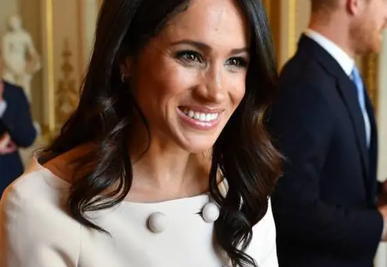 Dlaczego Meghan Markle nosi za duże szpilki i dlaczego warto brać z niej przykład?