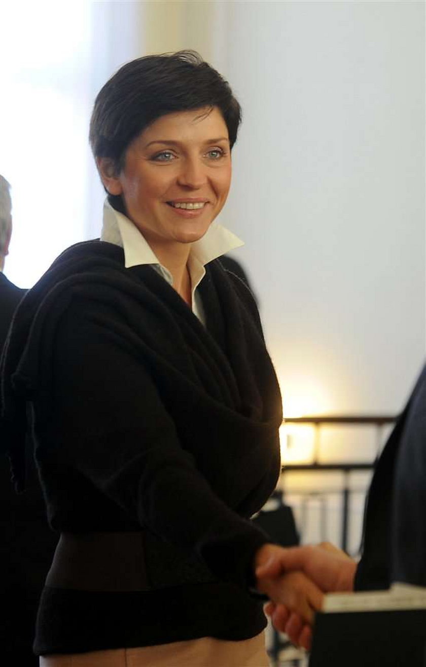 Joanna Mucha, nowa fryzura, minister sportu