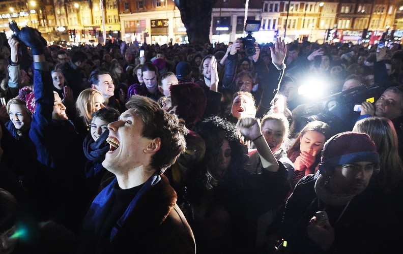 Uliczna impreza pamięci Bowiego w Brixton