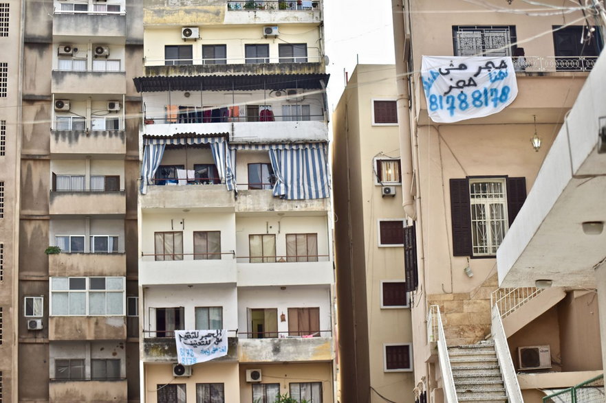 Akcja z inicjatywy organizacji Abaad, „Lock down, not lock up”, 16 kwietnia 2020, Beirut; zdjęcie: Diaa Molaeb / Abaad