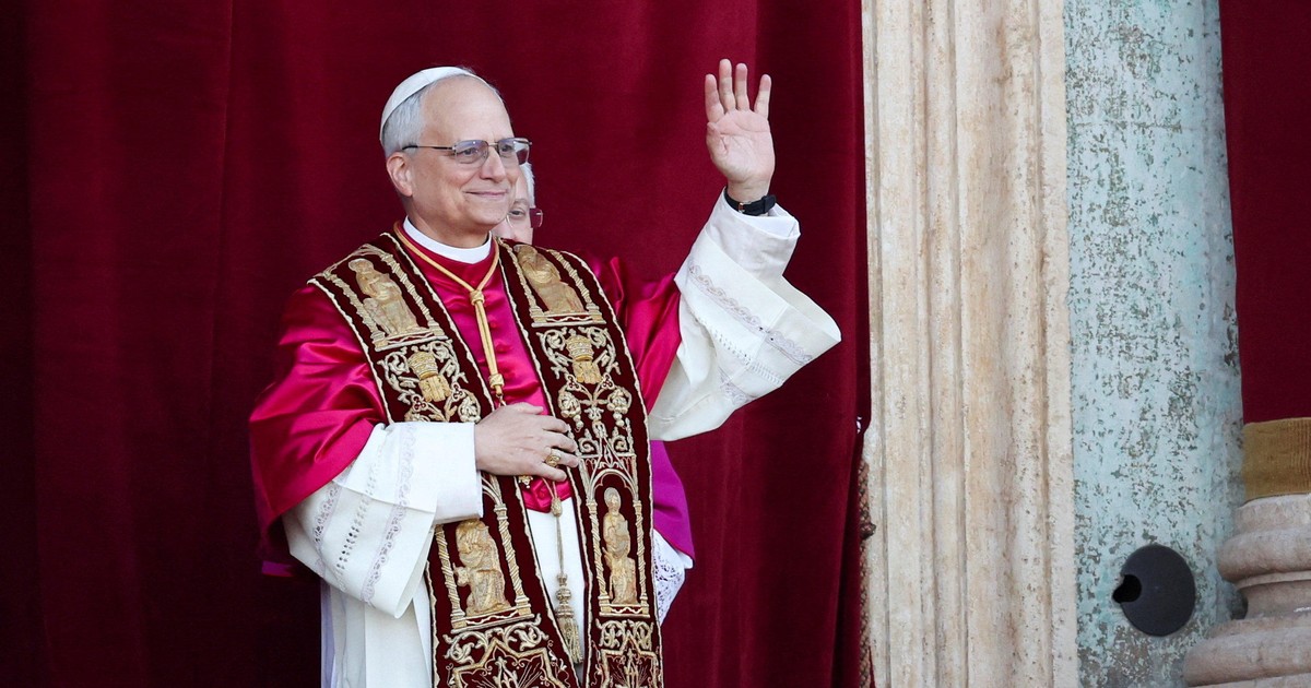 Leon XIV pierwszym amerykańskim papieżem. Chce Kościoła "budującego mosty"