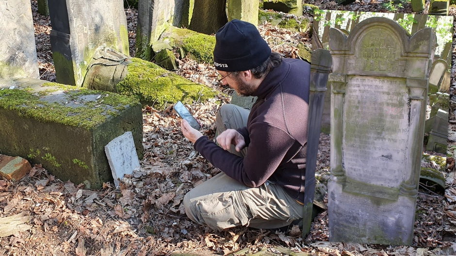 Niezwykłe odkrycie na cmentarzu Żydowskim