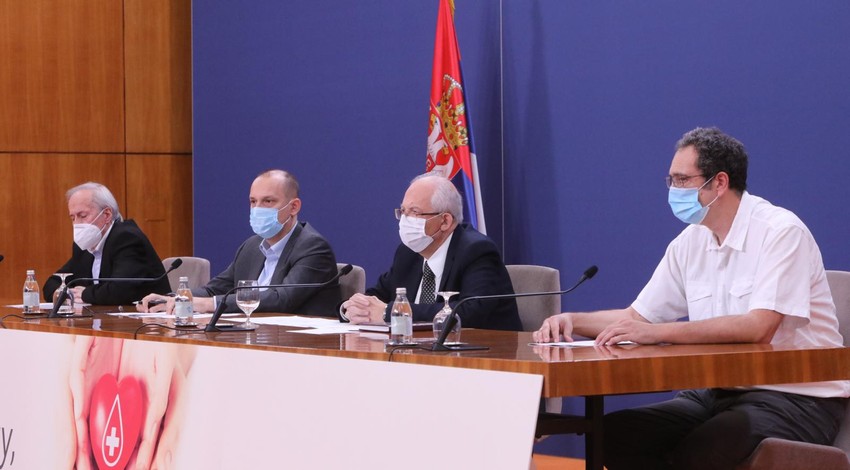 Moguće je da će sutra na sednici Kriznog štaba biti razmatrane nove mere