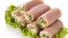 remigiusz rączka poleca na wielkanoc. roladki z puchem chrzanowym będą