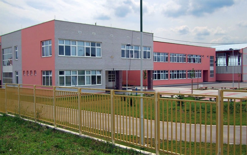 U Osnovnoj školi „Sava Šumanović“ na nastavu juče nisu došli učenici šestog, sedmog i osmog razreda