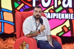 Tomasz Sekielski zrzucił prawie 100 kg i tak wygląda. Teraz wraca z programem do TVP [FOTO]