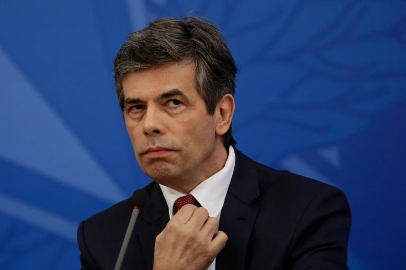 Nelson Teih nije saglasan sa Bolsonarom oko otvaranja teretana, salona lepote i frizerskih radnji