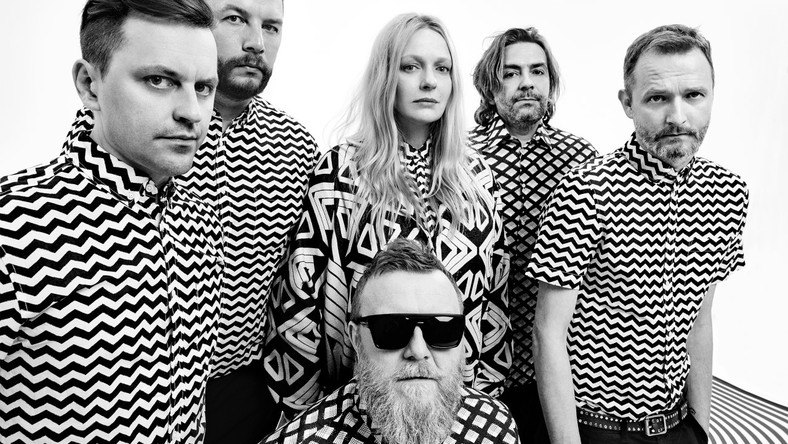 <strong>Jarocin Festiwal (16-18 lipca 2021 r.) zamyka swój line-up. Zwieńczeniem ogłoszeń jest informacja o koncercie specjalnym zespołu HEY, który wystąpi w drugi dzień festiwalu, w sobotę 17 lipca. To jedyny koncert grupy w tym roku. </strong>