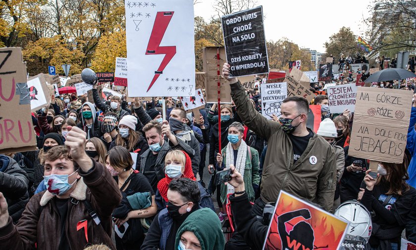 Wyrok TK ws. aborcji uzasadniony. Jak do tego doszło?