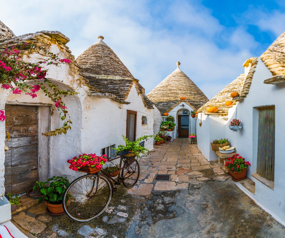 Tradycyjne domki trulle w Alberobello, Apulia