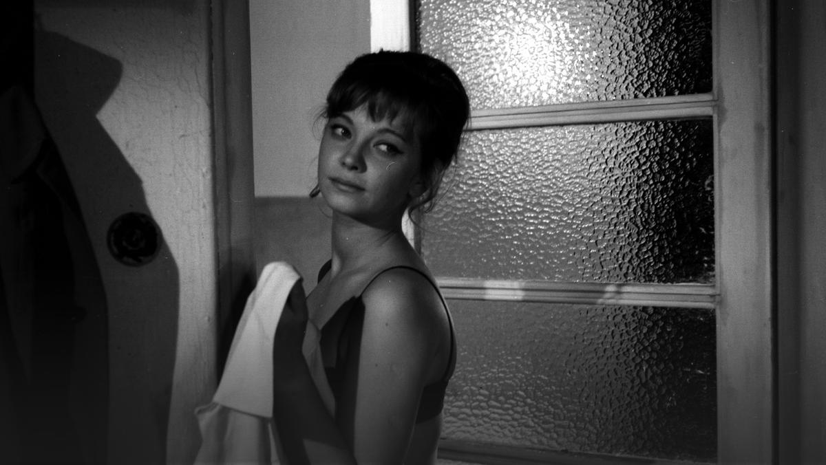 Lucyna Winnicka w filmie "Sposób bycia", 1965 r.