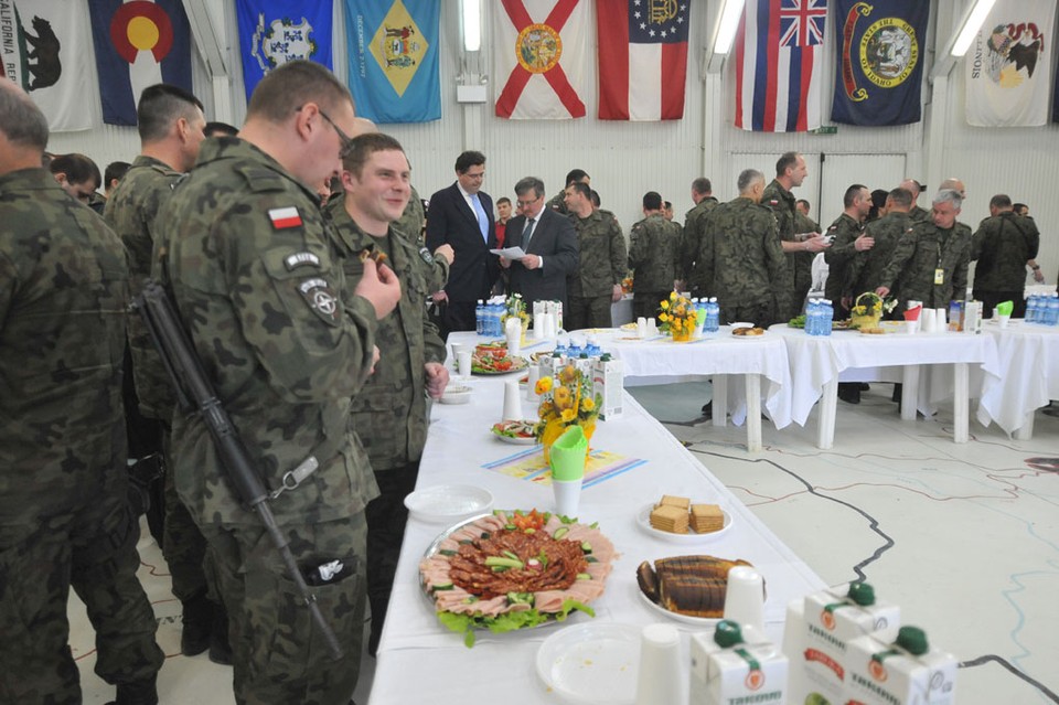 KOMOROWSKI KOSOWO ŚNIADANIE WIELKANOCNE