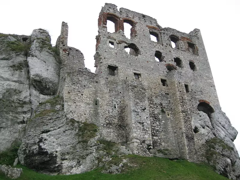 Ściana południowa zamku w Ogrodzieńcu
