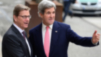 "FT": Kerry powinien dążyć do dozbrajania rebeliantów w Syrii