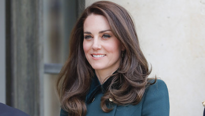 Kate Middleton átvette a népszerűségi trófeát Meghan Markle-től