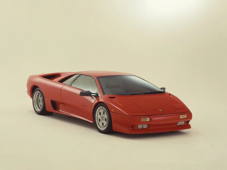 Lamborghini-Diablo_1990