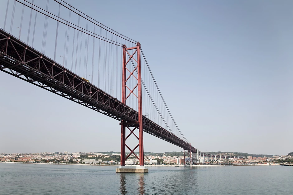 Most Vasko de Gama, Portugal