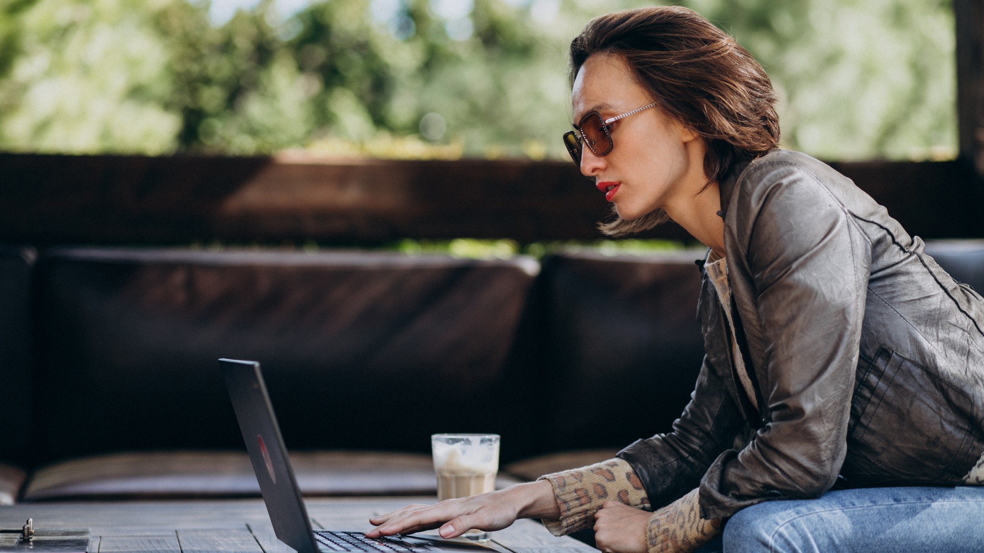 Zarábať z domu, robiť, čo milujete a mať čas na seba? Tisíce žien hovoria áno.