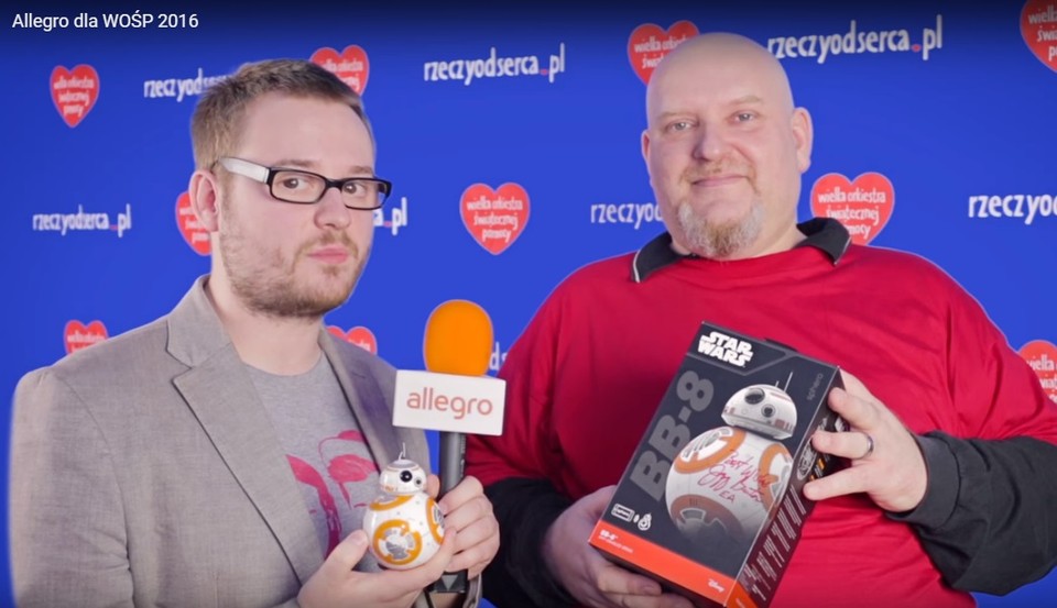 Kultowy droid BB-8 z najnowszej części sagi STAR WARS od Allegro