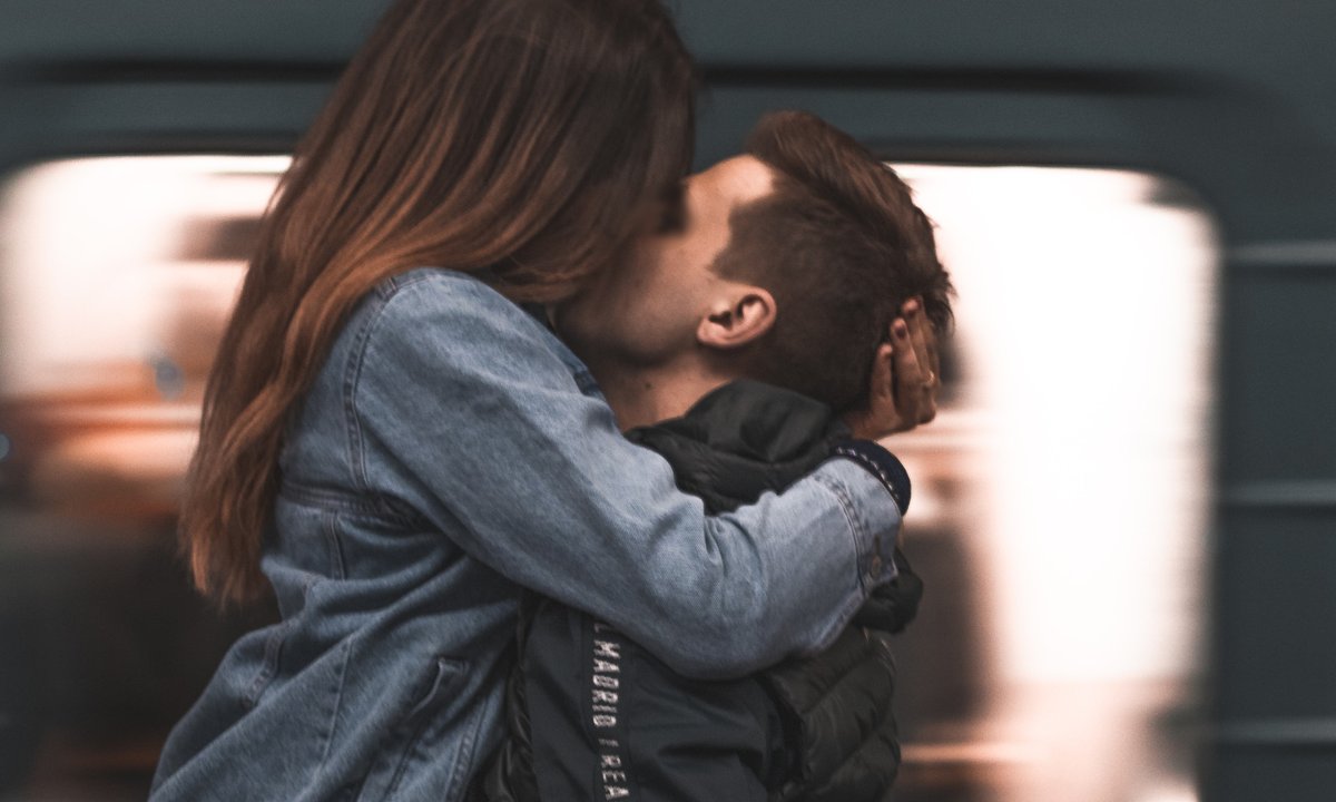 Po tym poznasz, iż on cię zdradza. Detektyw ujawnia