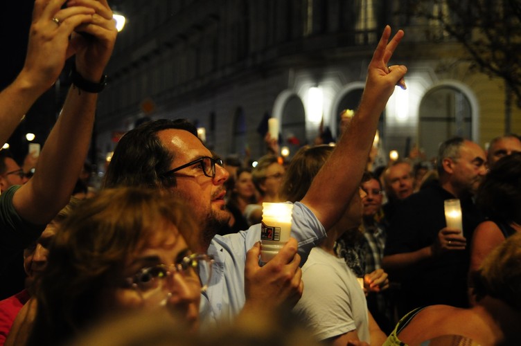 Protest pod Pałacem Prezydenckim, fot. Maciek Suchorabski