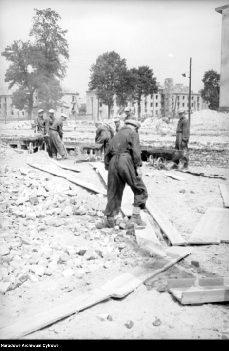 Budowa zakładów przemysłowych i osiedla mieszkaniowego Nowa Huta  - rok 1950