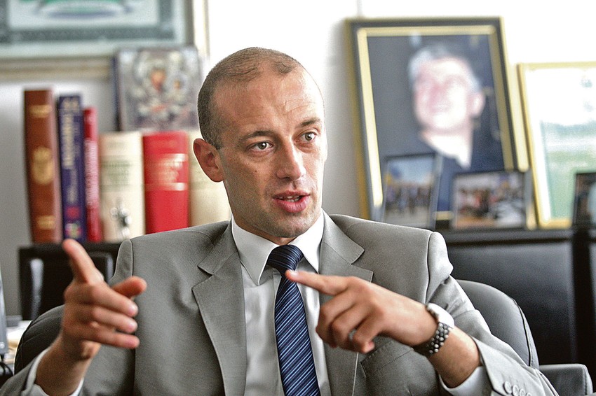 Radoslav Milojičić Kena