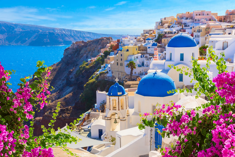 Santorini, Greece [Internationalliving]