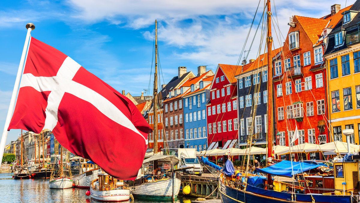 Dani. Rząd przywraca obowiązek posiadania certyfikatów covidowych