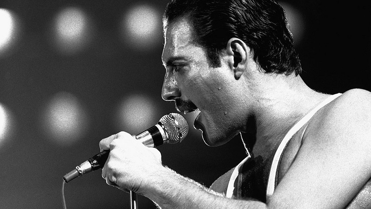 Utwór "Bohemian Rhapsody" zespołu Queen z 1975 roku po raz trzeci powrócił na listę Billboard Hot 100. To trzeci taki przypadek w historii.