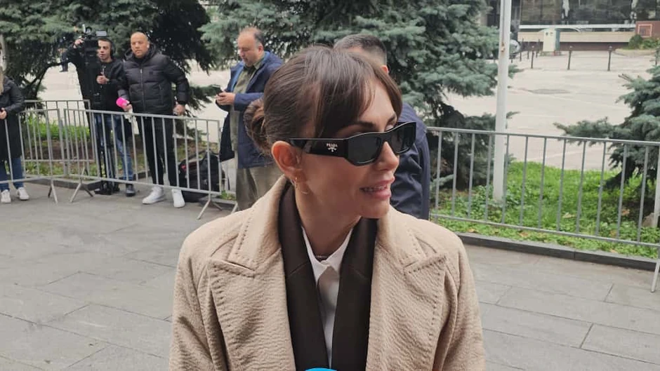 Emina Jahović stigla na komemoraciju Halidu Bešliću