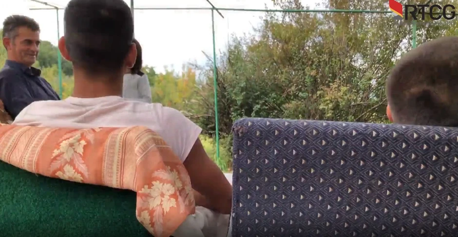 Slobodan Stanojević hranitelj četvoro romske dece