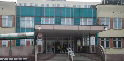 W katowickim szpitalu zmarła 13-latka, ranna po upadku z budynku w Sosnowcu