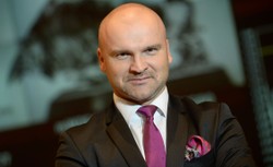 Rafał Brzoska, twórca Paczkomatów: Wejście w konkurencję z Pocztą nie było błędem, problem jest z polityką