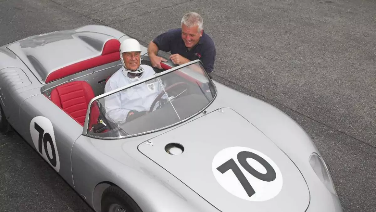 Sir Stirling Moss przechodzi na emeryturę