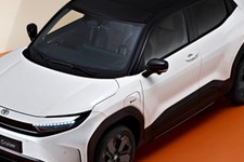 Nowa Toyota zamiast RAV4. Zaskakuje nie tylko stylem. Ile kosztuje?