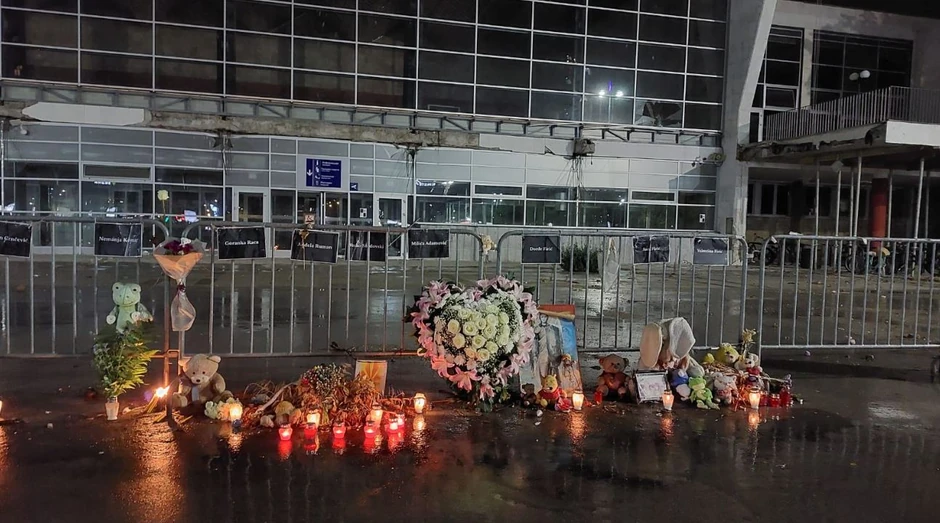 Odata pošta stradalima u Novom Sadu