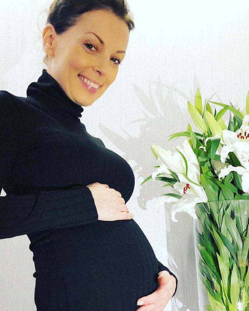 Katarzyna Glinka w ciąży! Pokazała brzuszek