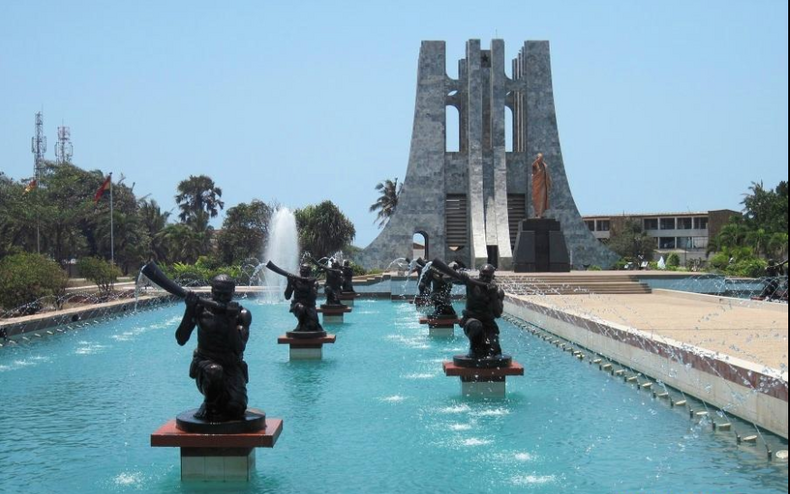 Tourist sites in Ghana: Kwame Nkrumah Mausoleum 