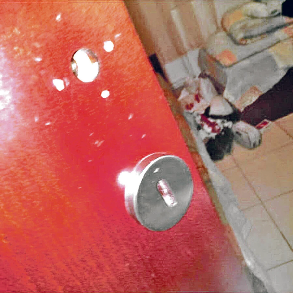 Oštećena i vrata na sobama