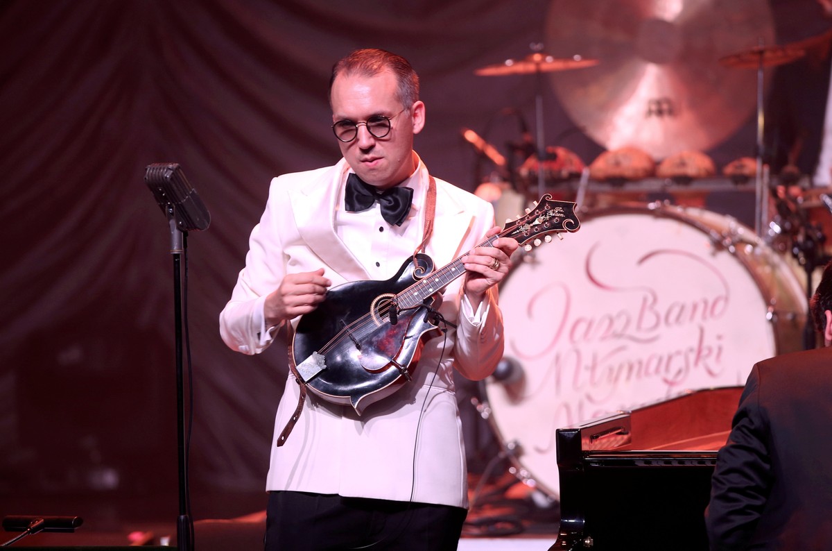26.01.2020 Szczecin . Filharmonia imienia Mieczyslawa Karlowicza . Jan Emil Mlynarski podczas koncertu Jazz Band Mlynarski - Masecki . Fot. Cezary Aszkielowicz / Agencja Gazeta