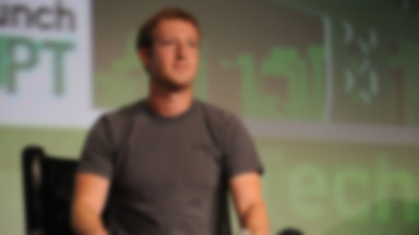 Mark Zuckerberg chce w 2015 roku przeczytać dwie książki miesięcznie. I namawia do tego innych